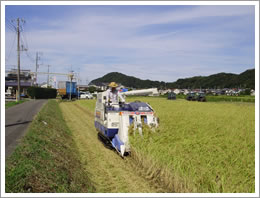 イセキコンバイン