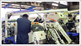 コンバイン整備中