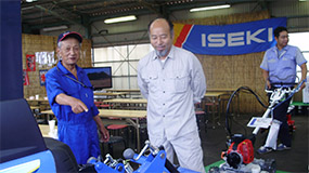 2015年農業機械展示会画像