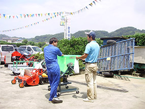 2016年農業機械展示会画像