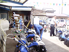 2016年農業機械展示会画像